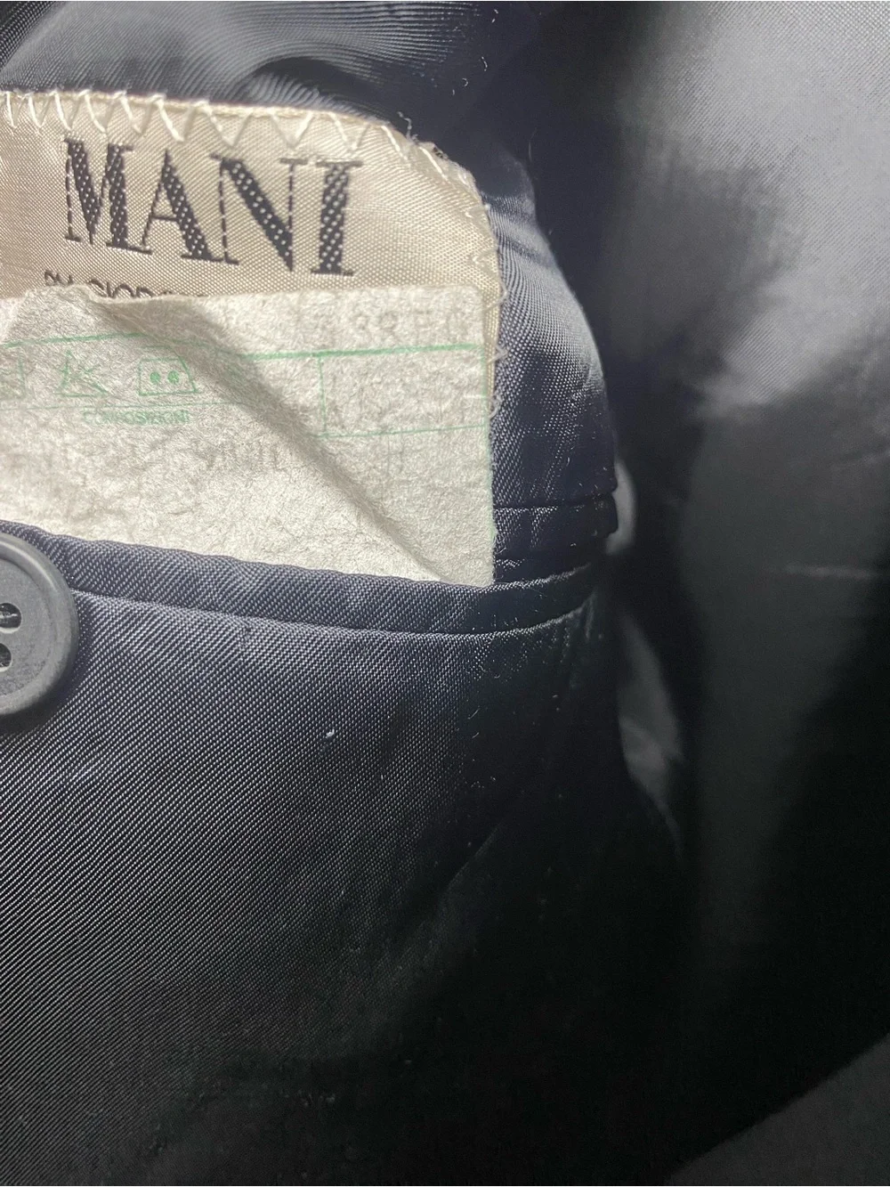 Black Men's Two-Button Single-Breasted Blazer